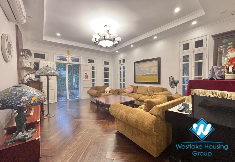 Large house for rent in D block, Tay Ho, Hanoi